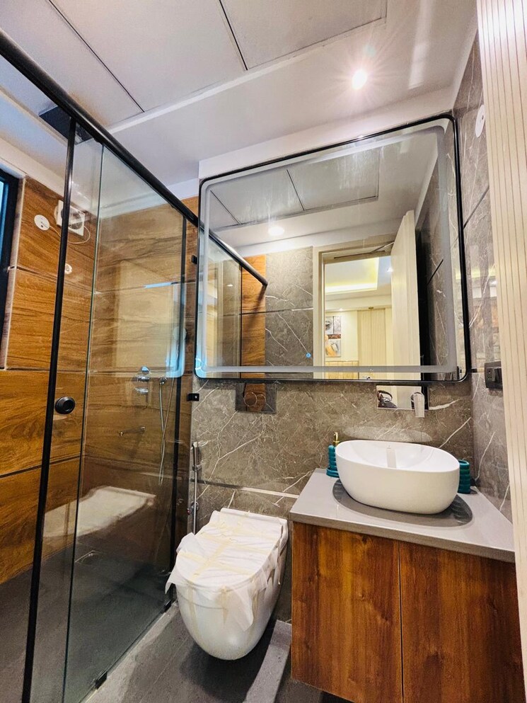 Bathroom, anant-raj-estate-plots 3 Bedroom 180 Sq.Ft. Builder Floor In Sector 63a Gurgaon 9683397