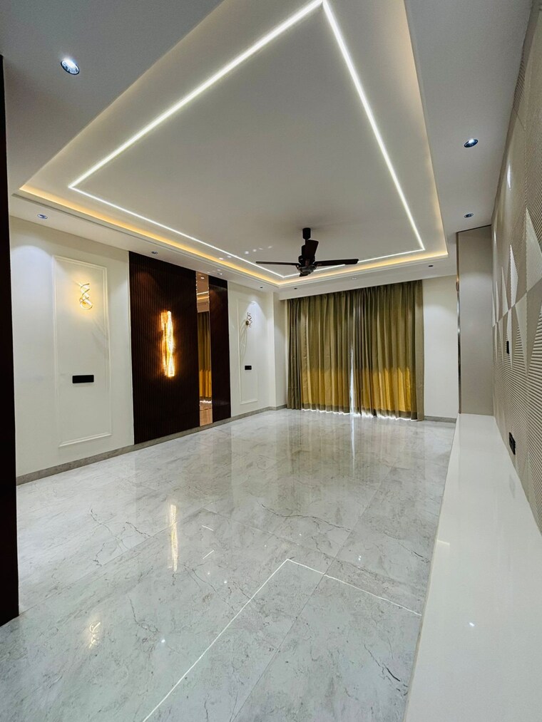 Room, bptp-green-oaks 3 Bedroom 180 Sq.Yd. Builder Floor In Sector 70a Gurgaon 9683419