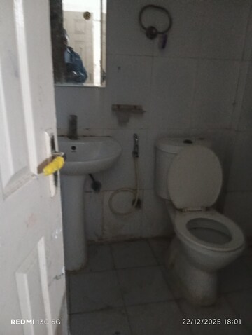 Master Bedroom in 4 BHK Apartment at Nimbus The Hyde park, Sector 78 – for Rent