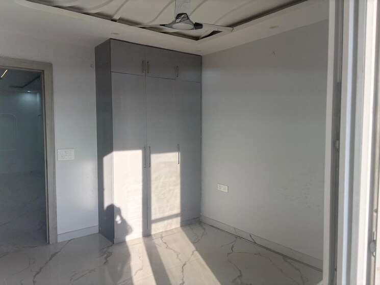 Room, sahastradhara road 4 Bedroom 2200 Sq.Ft. Builder Floor In Sahastradhara Road Dehradun 9683460