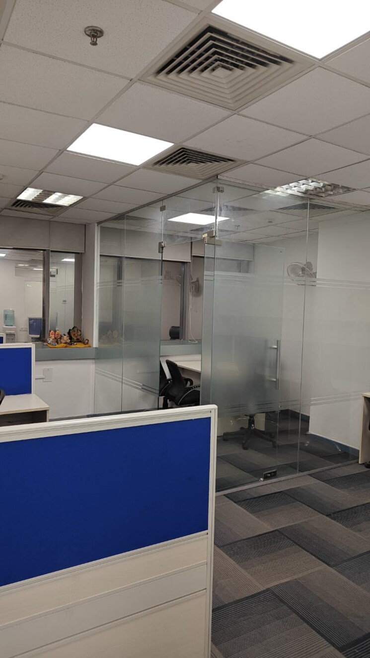 Team Area, spaze-itech-park Commercial Office Space 834 Sq.Ft. In Sector 49 Gurgaon 9683589