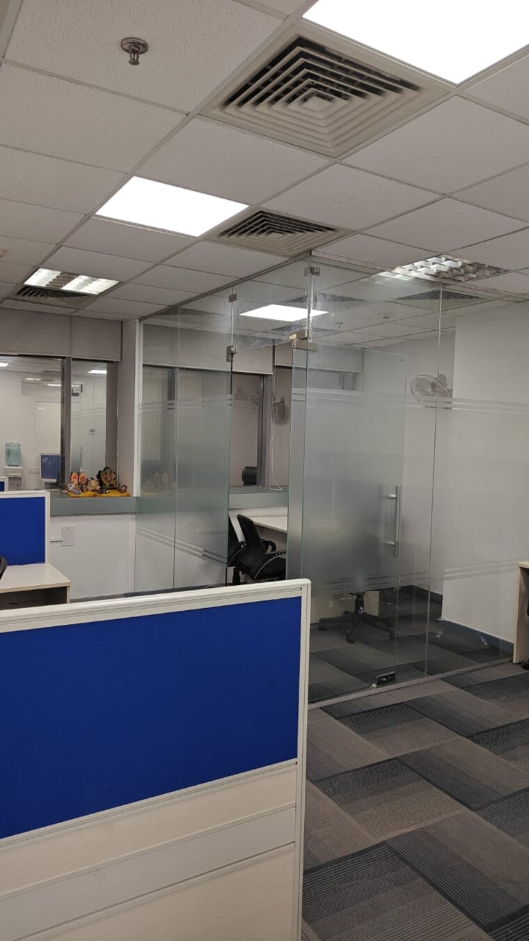 Team Area, spaze-itech-park Commercial Office Space 834 Sq.Ft. In Sector 49 Gurgaon 9683589