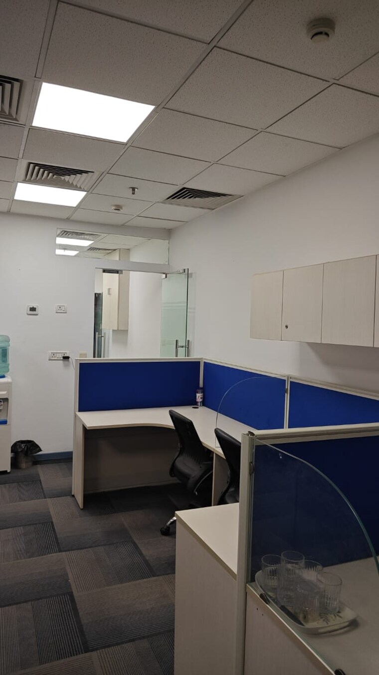 Team Area, spaze-itech-park Commercial Office Space 834 Sq.Ft. In Sector 49 Gurgaon 9683589