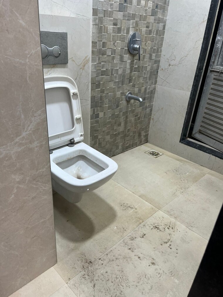 Bathroom, ng-grand-plaza 3 Bedroom 800 Sq.Ft. Apartment In Ghansoli Navi Mumbai 9683603