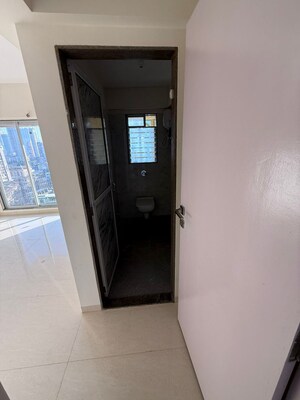 Bathroom in 1 BHK Apartment at KSA Square, Madanpura – for Rent