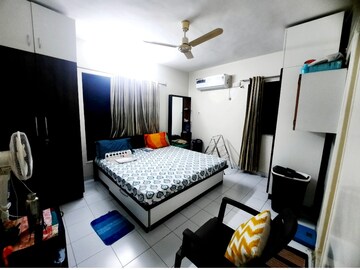 Team Area in 2 BHK Apartment at Mahesh Paradise, Aundh – for Sale