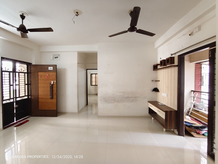 Living Room, gotri road 3 Bedroom 1400 Sq.Ft. Apartment In Gotri Road Vadodara 9683694