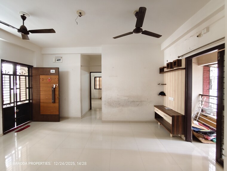 Living Room, gotri road 3 Bedroom 1400 Sq.Ft. Apartment In Gotri Road Vadodara 9683694