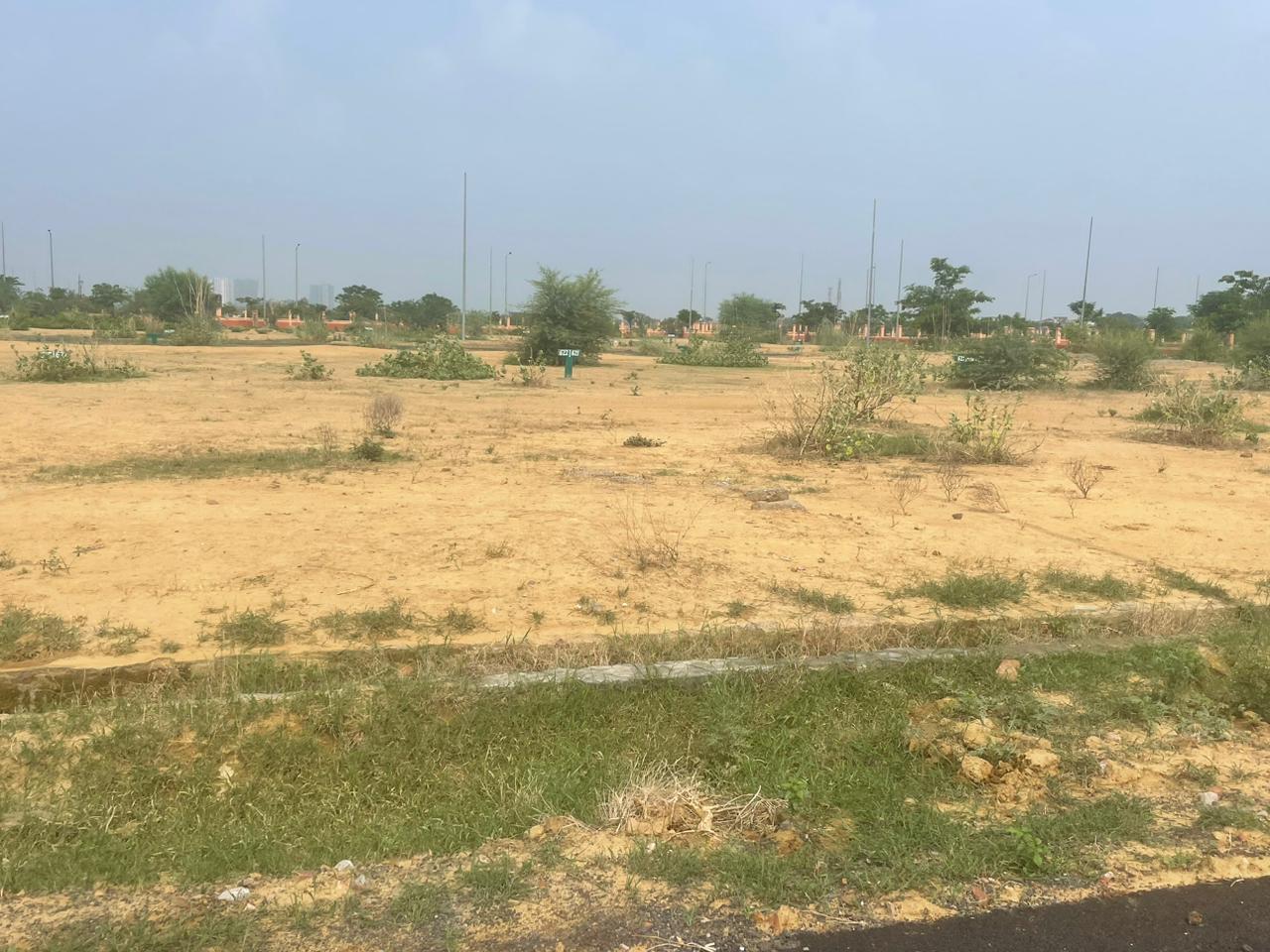 Plot For Sale in Dankaur