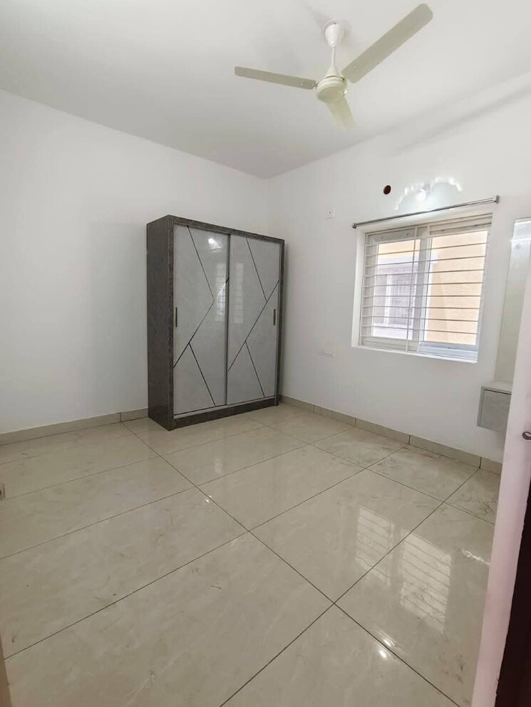 Room, sri-nilayam-kondapur 1 Bedroom 750 Sq.Ft. Apartment In Kondapur Hyderabad 9683844