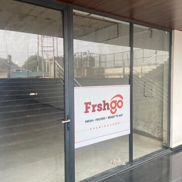  Showroom – Exterior View View at International Airport Road - for Rent