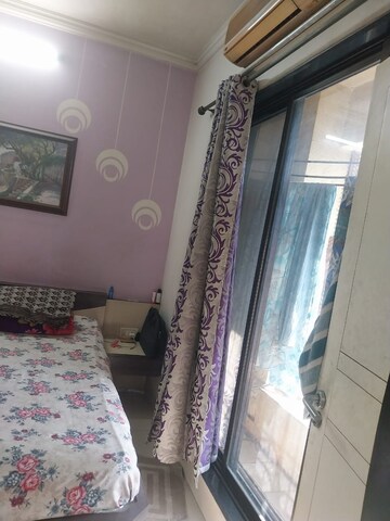 Room in 3 BHK Apartment at Kopar Khairane – for Rent