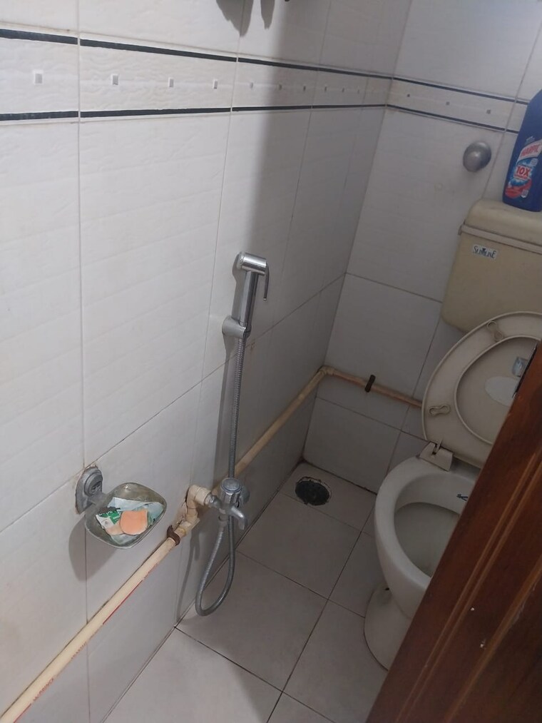 Bathroom, kopar khairane 3 Bedroom 800 Sq.Ft. Apartment In Kopar Khairane Navi Mumbai 9683962