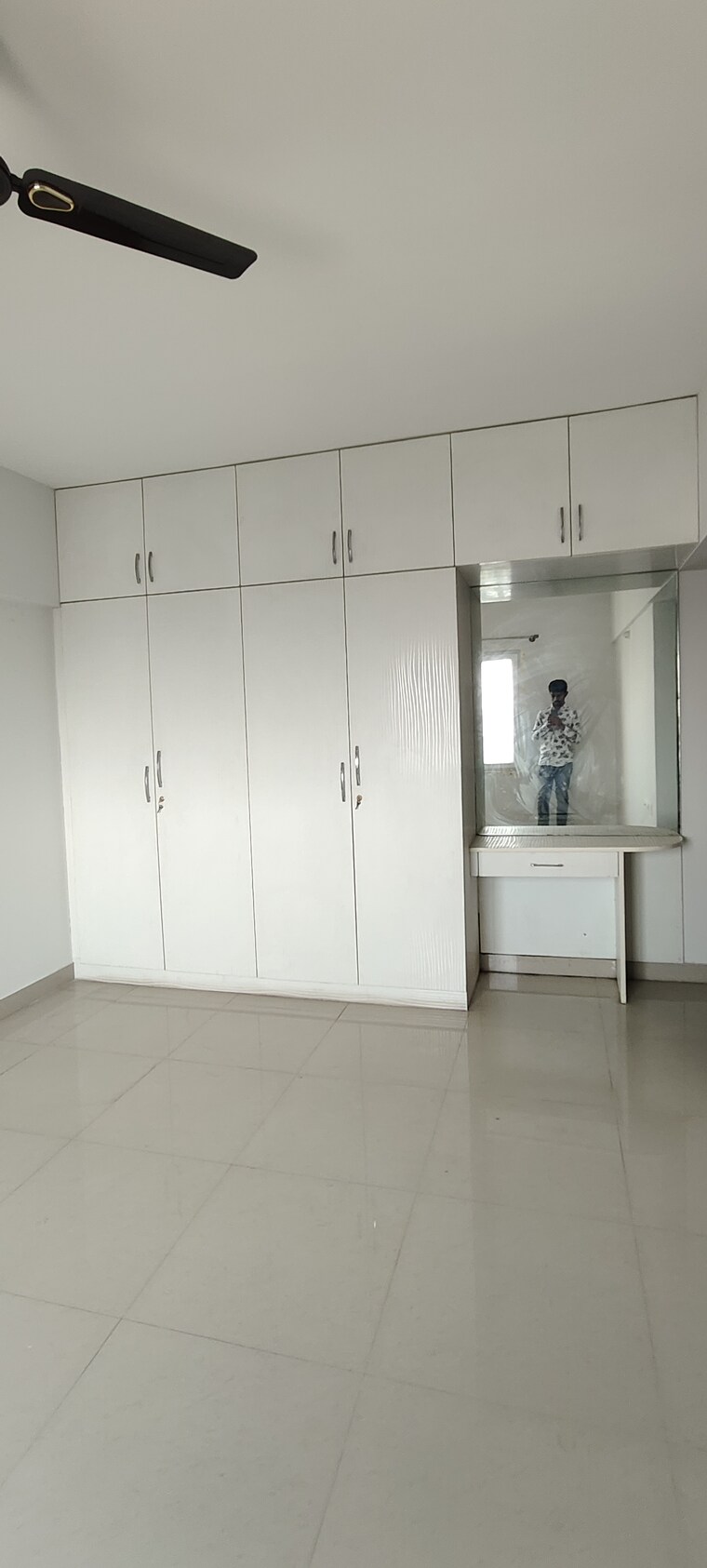 Bathroom, vajram-essenza 3 Bedroom 1675 Sq.Ft. Apartment In Yelahanka Bangalore 9684131