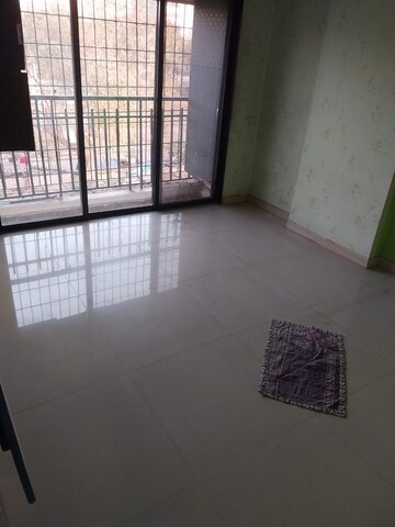Room in 1 BHK Apartment at Kopar Khairane – for Rent