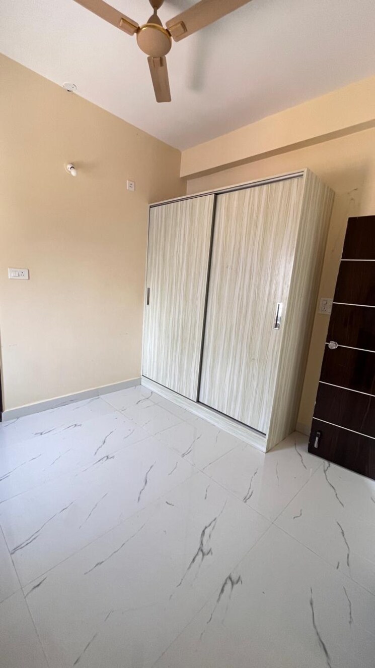 Room, solitaire-ragavendra 2 Bedroom 1250 Sq.Ft. Apartment In Kondapur Hyderabad 9684153