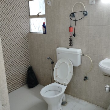 Bathroom in 2 BHK Apartment at Signature Global Signum 107, Sector 107 – for Rent