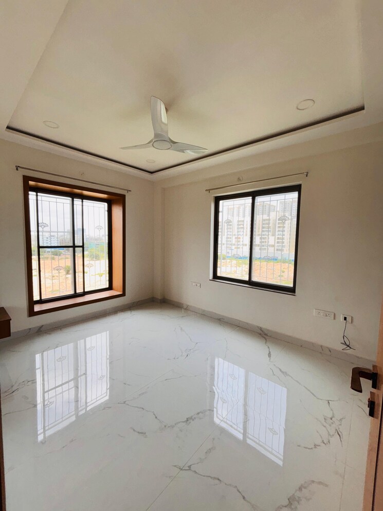 Room, golden-tulip-kondapur 2 Bedroom 1850 Sq.Ft. Apartment In Kondapur Hyderabad 9684200