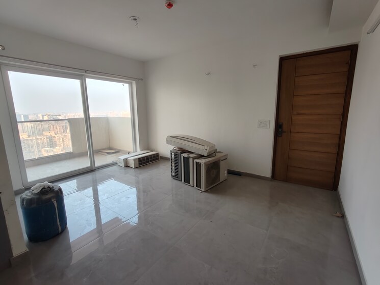 Room, tulip-yellow 3 Bedroom 1704 Sq.Ft. Apartment In Sector 69 Gurgaon 9684203