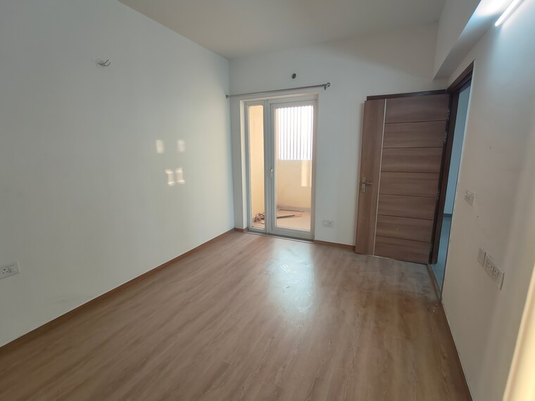 Room, tulip-yellow 3 Bedroom 1704 Sq.Ft. Apartment In Sector 69 Gurgaon 9684203