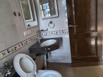 Attached Bathroom in 2 BHK Apartment at K Raheja Interface Heights, Malad West – for Sale