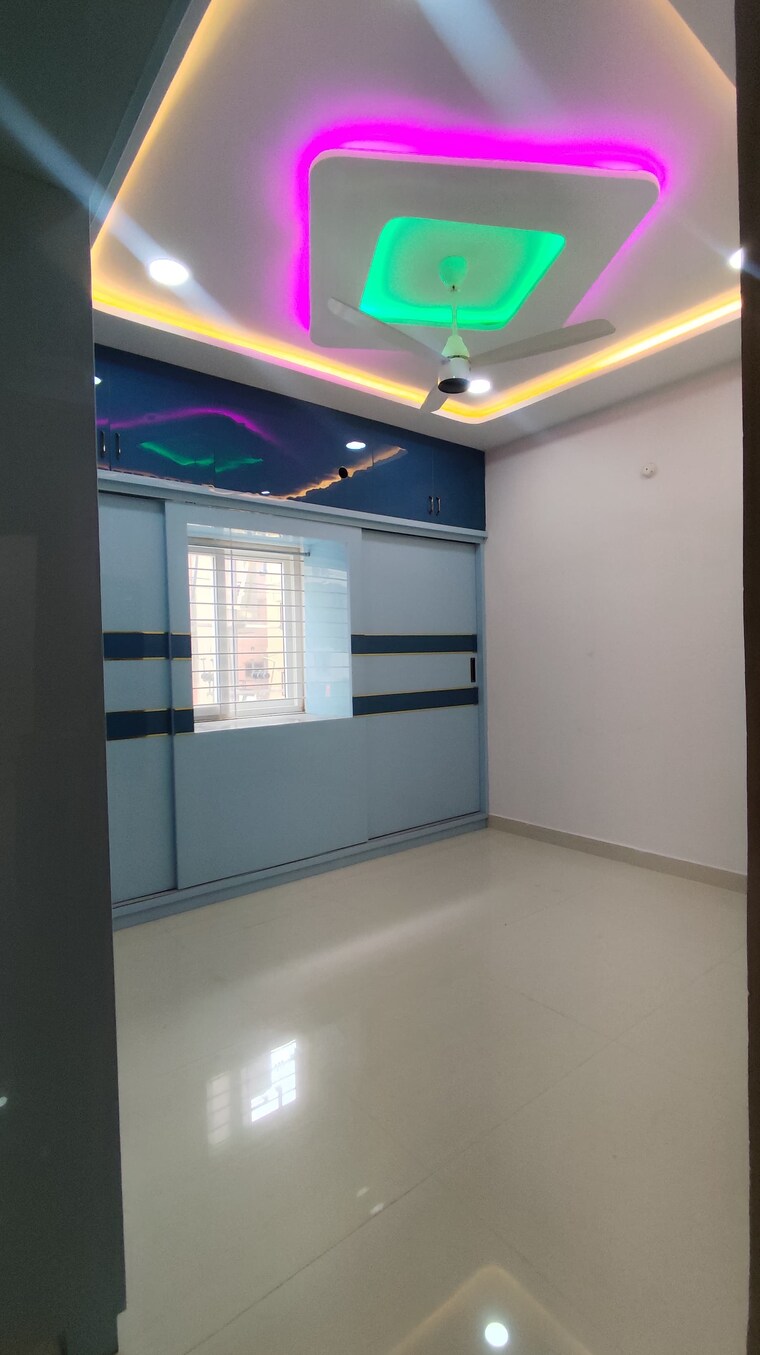 Room, sm-homes-kondapur 2 Bedroom 1250 Sq.Ft. Apartment In Kondapur Hyderabad 9684296