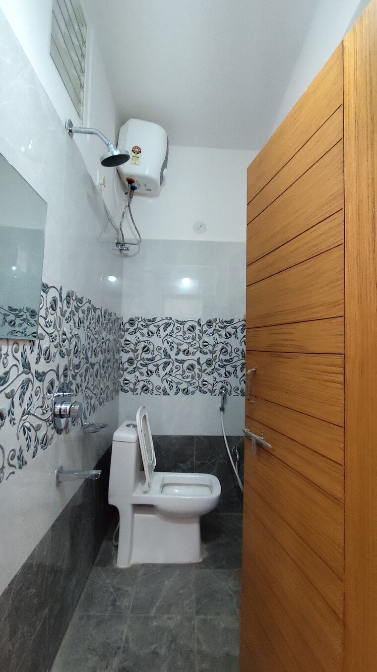 Bathroom, sm-homes-kondapur 2 Bedroom 1250 Sq.Ft. Apartment In Kondapur Hyderabad 9684296