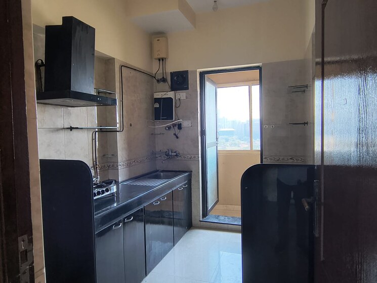 Kitchen, interface-building 2 Bedroom 658 Sq.Ft. Apartment In Malad West Mumbai 9684374