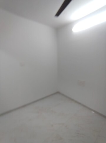 Room in 1 BHK Builder Floor at Ghatkopar East – for Rent