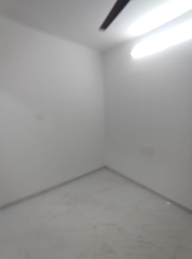 Room, ghatkopar east 1 Bedroom 350 Sq.Ft. Builder Floor In Ghatkopar East Mumbai 9684363