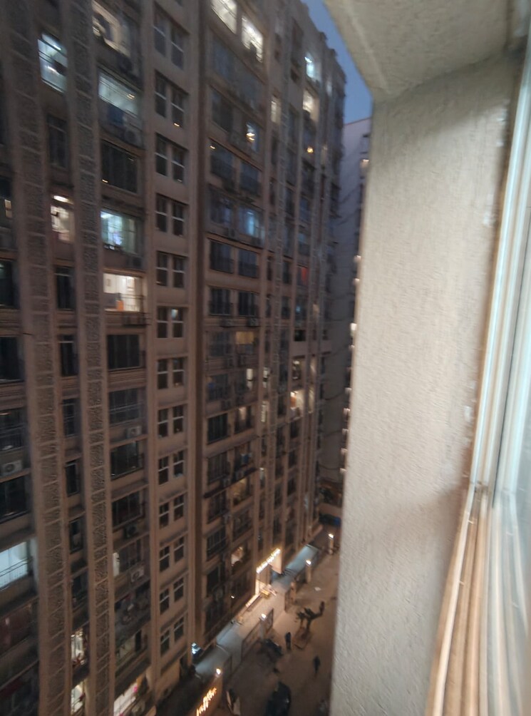 Balcony, ghatkopar east 1 Bedroom 350 Sq.Ft. Builder Floor In Ghatkopar East Mumbai 9684363