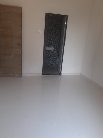 Room in 1 BHK Apartment at Re Form Delta House, Goregaon East – for Rent