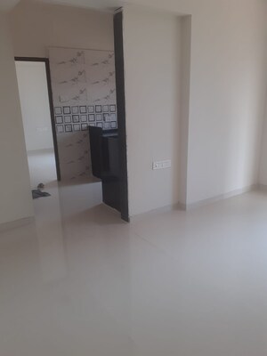 Room in 1 BHK Apartment at Re Form Delta House, Goregaon East – for Rent