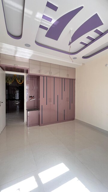 Room in 2 BHK Apartment at GE Raghvendra Residency, Kondapur – for Rent