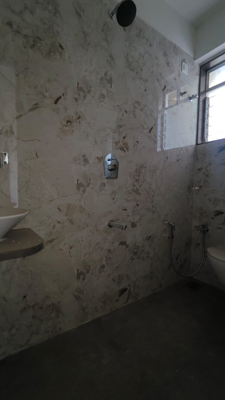 Bathroom, ghatkopar east 2 Bedroom 750 Sq.Ft. Builder Floor In Ghatkopar East Mumbai 9684417