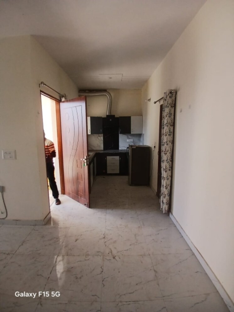 Kitchen, kharar mohali road 1 Bedroom 540 Sq.Ft. Apartment In Kharar Mohali Road Kharar 9684500