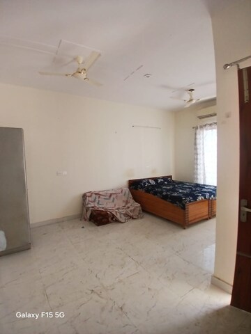 Room in 1 BHK Apartment at Kharar Mohali Road – for Rent