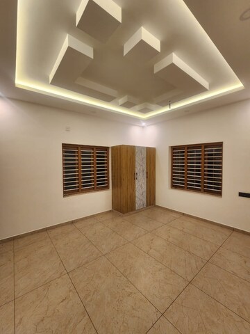 Room in 4 BHK Independent House at Marathakkara – for Sale