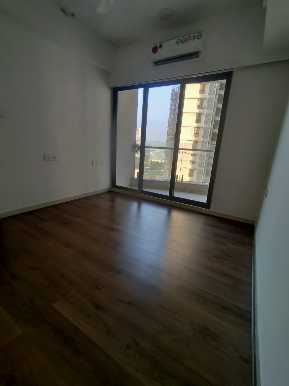 2 BHK + Extra Room 905 Sq.Ft. Apartment in Sunteck City Avenue 1