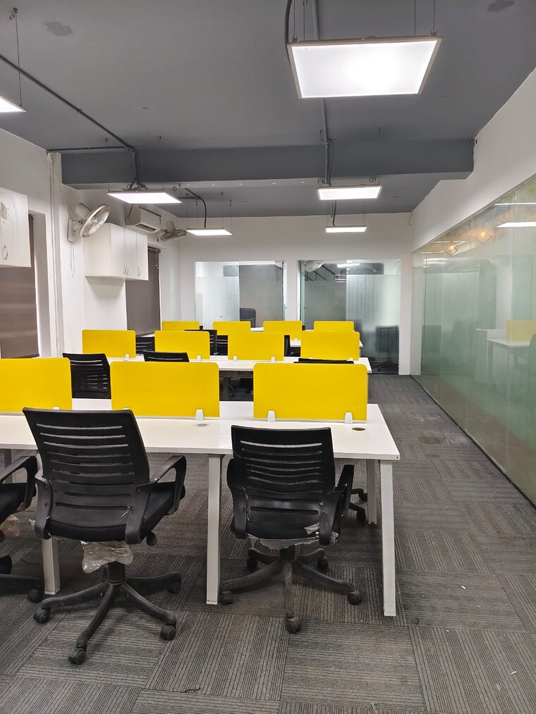 Team Area, sector 63 Commercial Office Space 1500 Sq.Ft. In Sector 63 Noida 9684631