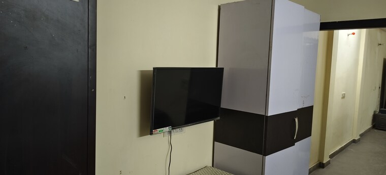 undefined, dlf city phase 3 1 Bedroom 755 Sq.Ft. Builder Floor In Dlf City Phase 3 Gurgaon 9684886