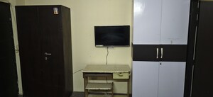 Furnished Amenities in 1 BHK Builder Floor at Dlf City Phase 3 – for Rent