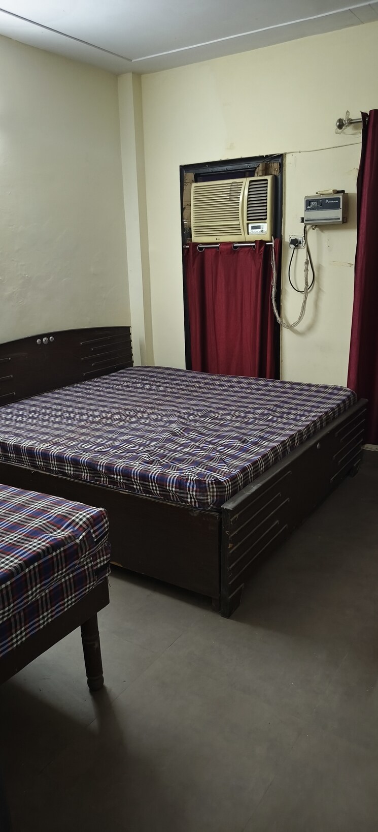 Bedroom, dlf city phase 3 1 Bedroom 755 Sq.Ft. Builder Floor In Dlf City Phase 3 Gurgaon 9684886