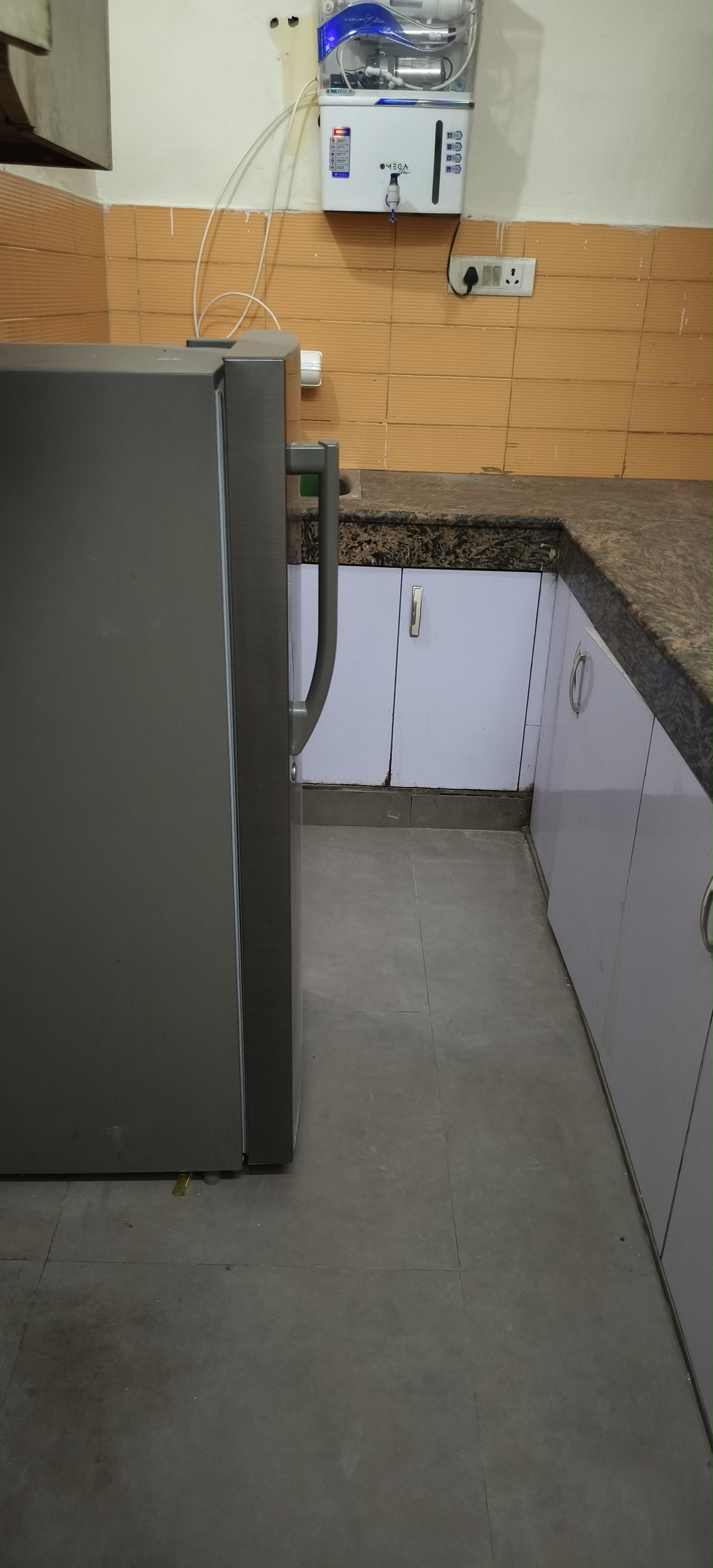 1 BHK + Servant Room,Study Room Builder Floor For Rent in DLF City Phase 3