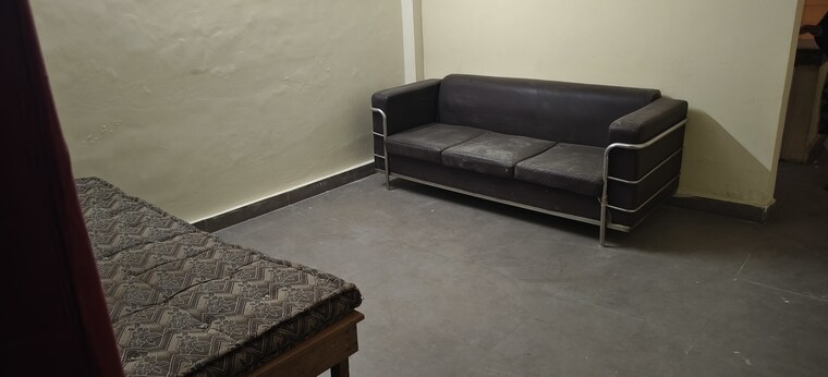 undefined, dlf city phase 3 1 Bedroom 755 Sq.Ft. Builder Floor In Dlf City Phase 3 Gurgaon 9684886