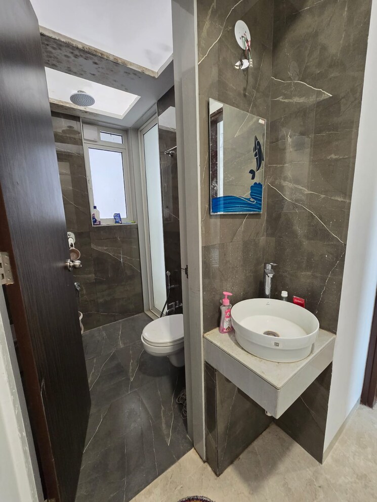 Bathroom, the-wadhwa-palm-beach-residency 2.5 Bedroom 1600 Sq.Ft. Apartment In Nerul Sector 4 Navi Mumbai 9684761