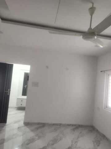 Room in 2 BHK Apartment at North Villa Kondapur, Kondapur – for Rent