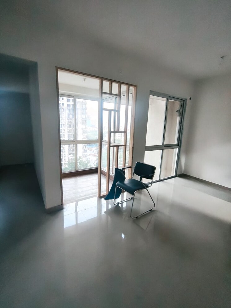 Living Room, puraniks-tokyo-bay 1 Bedroom 446 Sq.Ft. Apartment In Kasarvadavali Thane 9684777