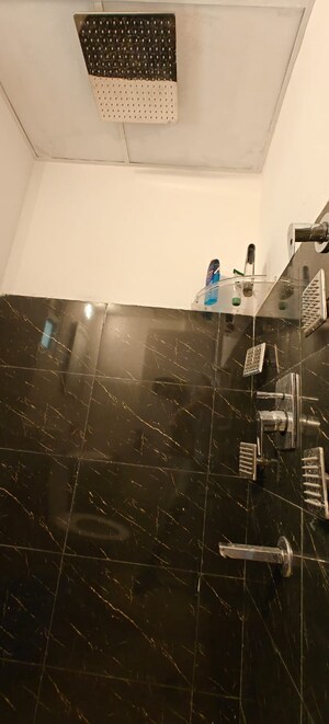 Team Area in 1 BHK Apartment at Wave City, Wave City – for Rent