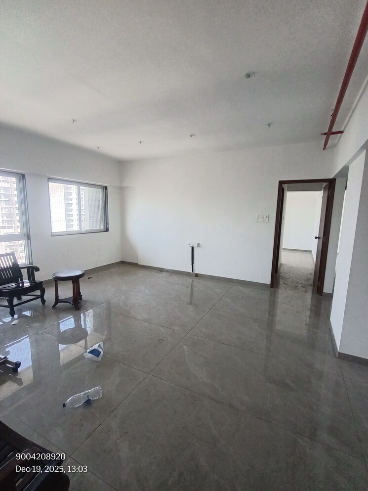 Room, dadar west 3 Bedroom 960 Sq.Ft. Apartment In Dadar West Mumbai 9685114